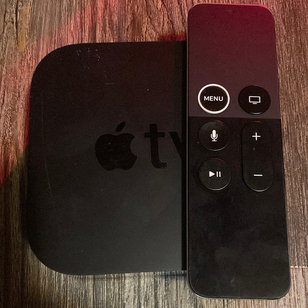 Apple TV streaming media player with Dolby digital and voice search